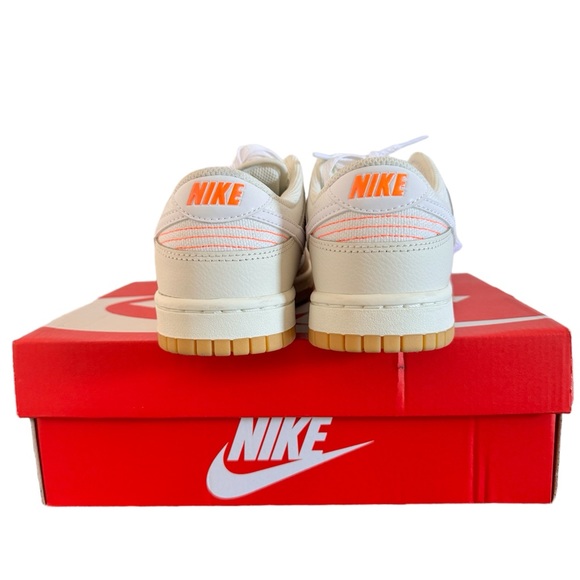 EUC Nike Dunk Low SE “If Lost Return To” Dunks - 5.5 M / 7.5 W - with Box - Picture 9 of 13